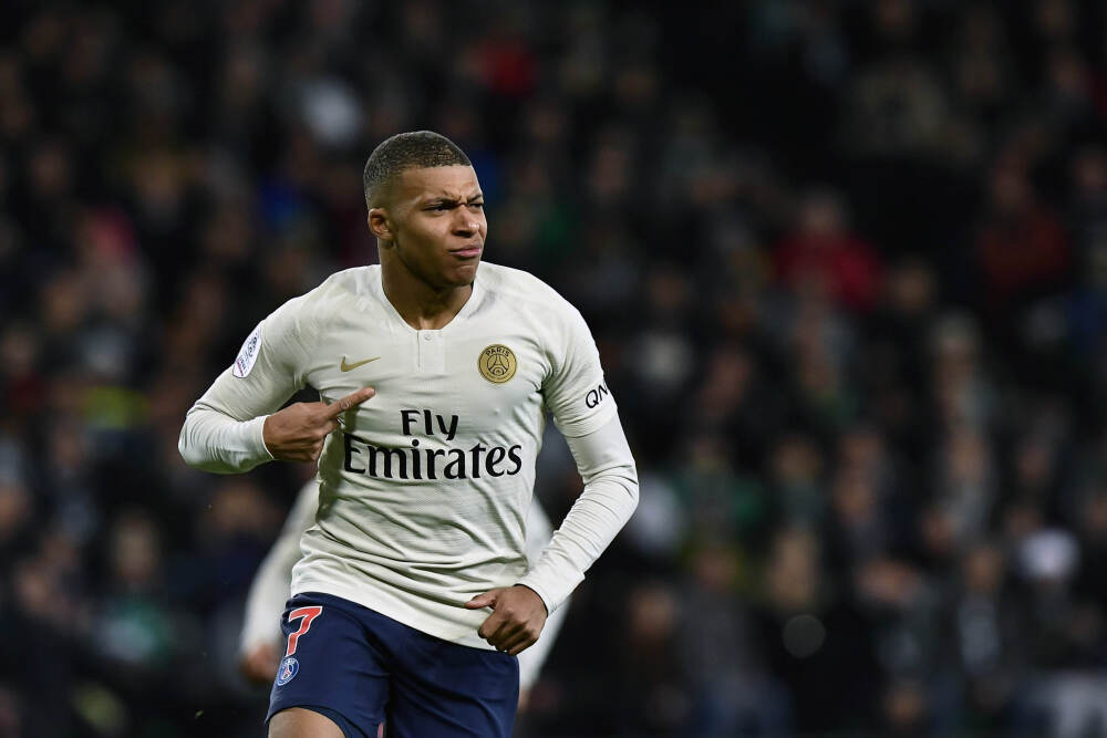 这么近那么美 解放军带你看台北!